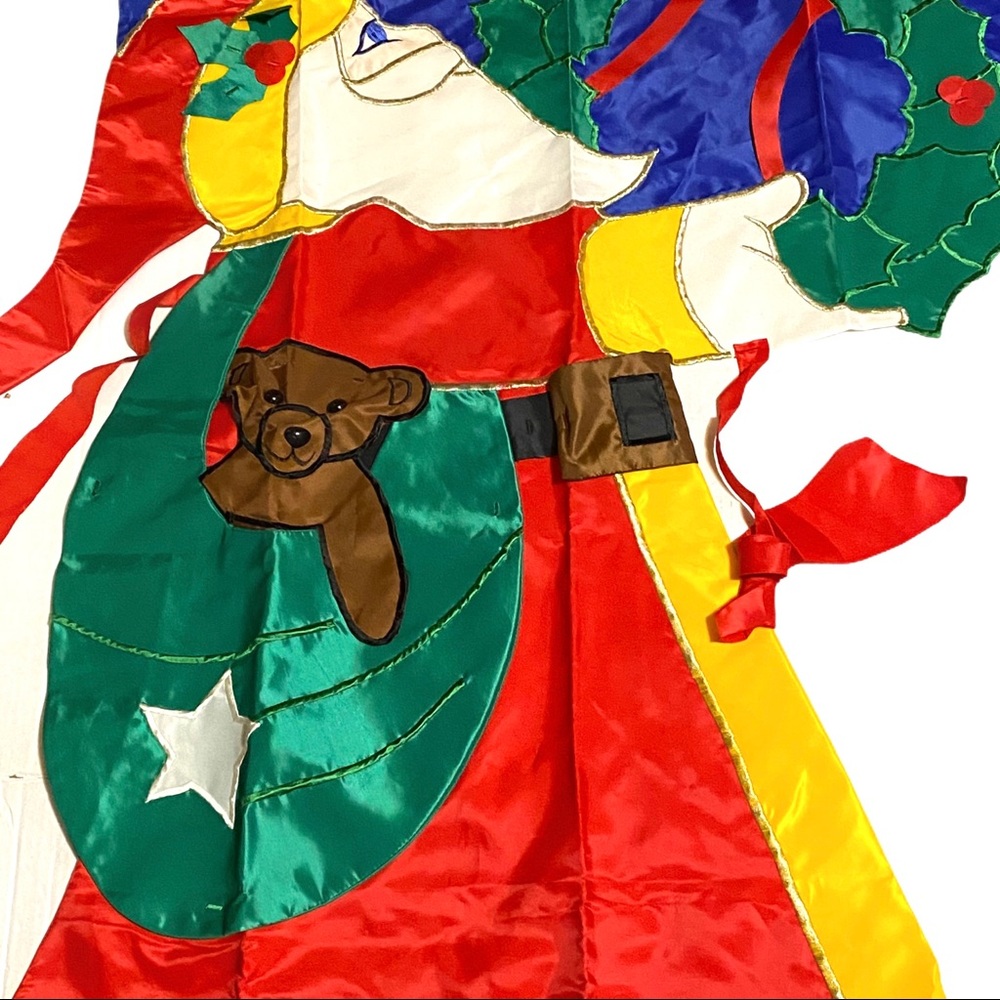 Santa Claus Garden Flag - Picture 3 of 5